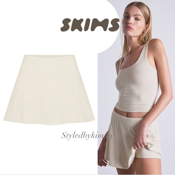 SKIMS SOFT LOUNGE SKORT S SMALL - BONE NEW NWT